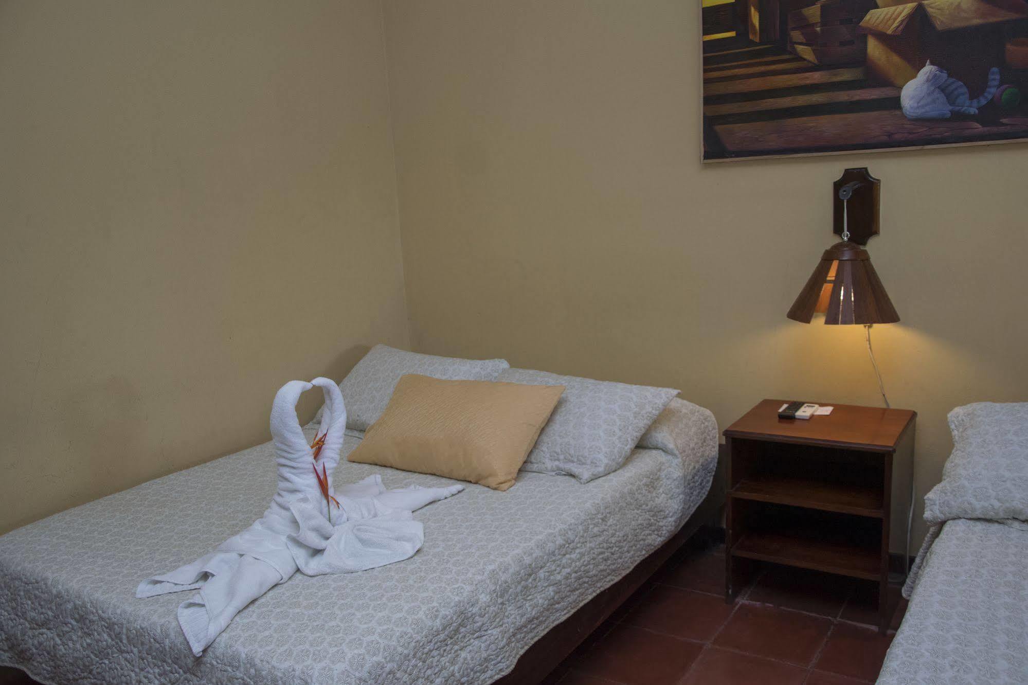 Condominio Villas El Parque Manuel Antonio Exterior photo